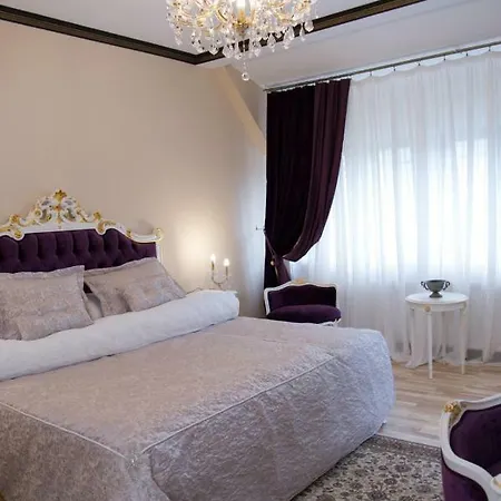 Boutique Lakastel Hotel